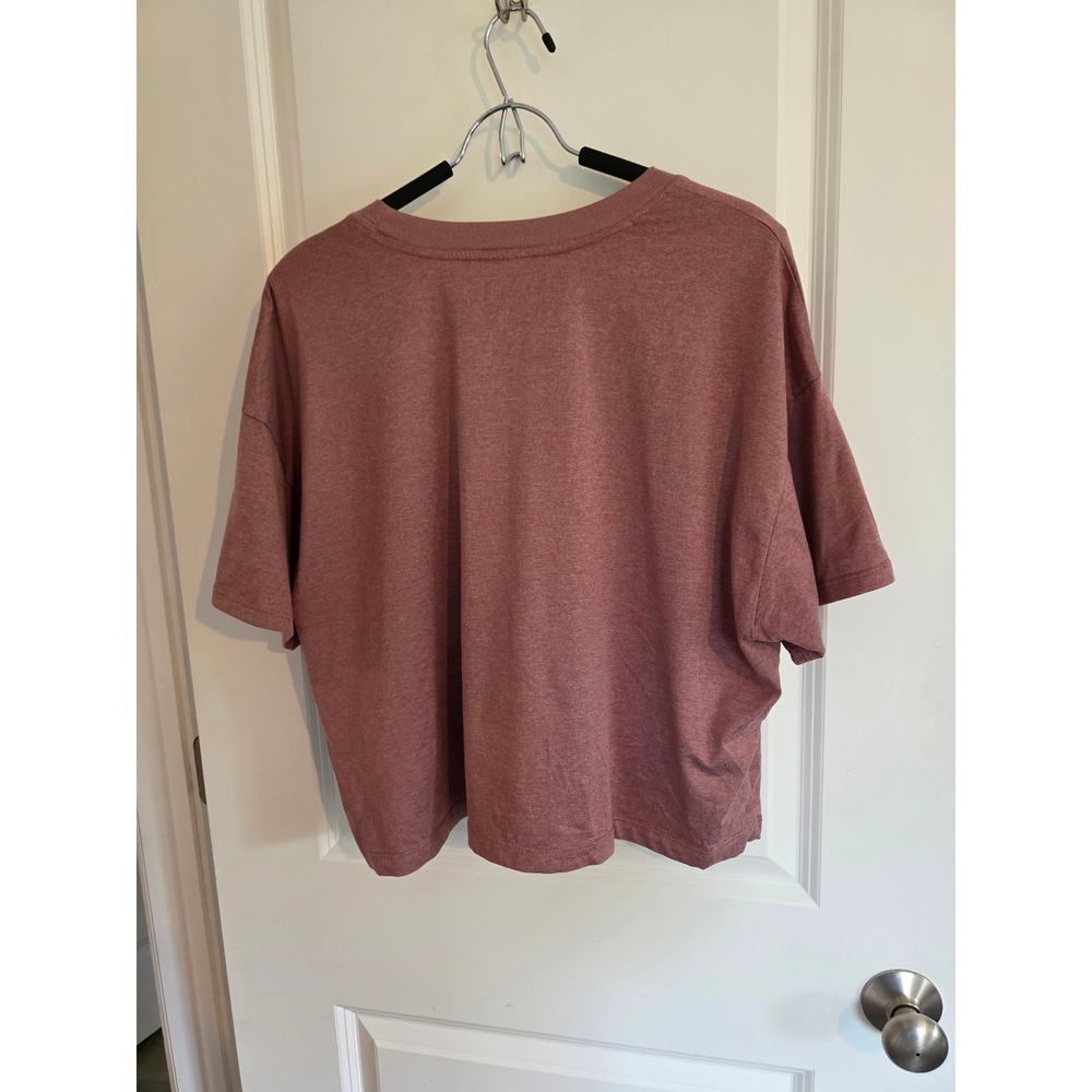 Vuori Energy Tee Heathered Marsala Rose Mauve Boxy Cropped Short Sleeve T-Shirt - Picture 4 of 5